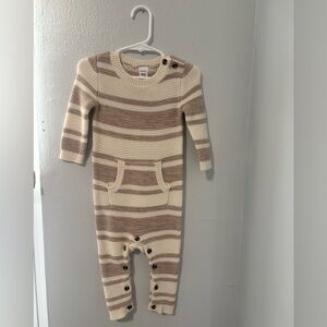 Long sleeve, open feet sweater one piece.